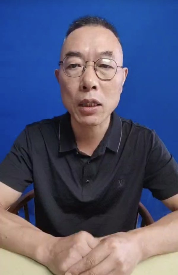 福盈策略 向人贩子王浩文索赔6元案宣判 寻亲家长“雷公”：想让大家看到对团圆的渴望｜封面深镜